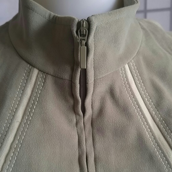 Jacket - Picture 4 of 8